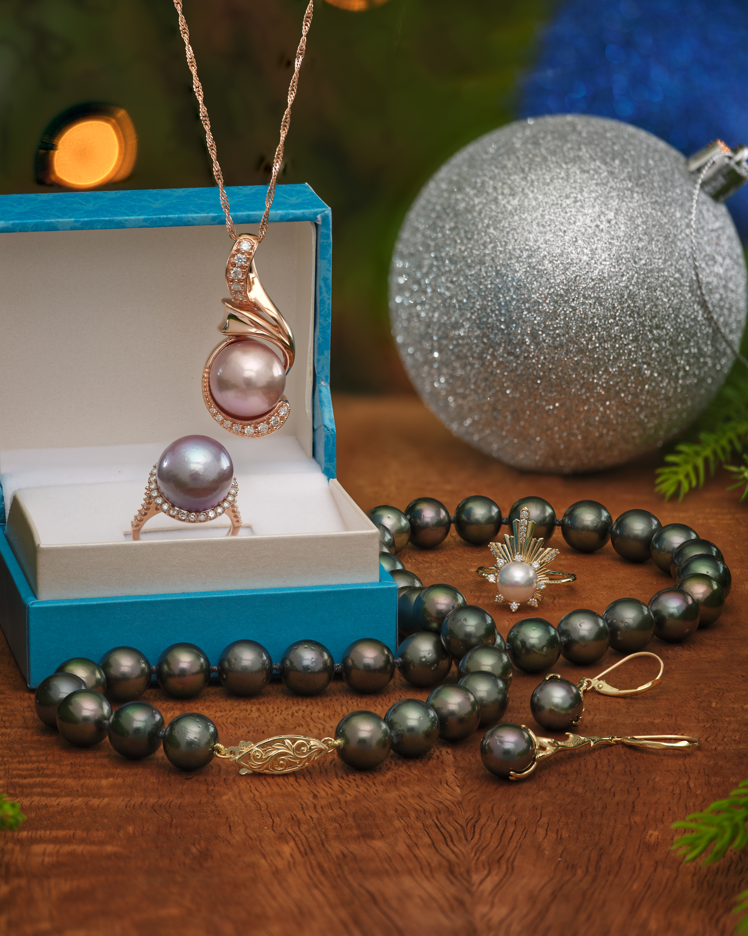 2022 Holiday Campaign from Maui Divers Jewelry